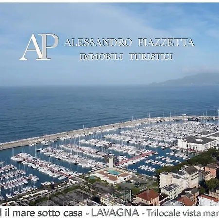 Il Centro Ed Il Mare Sotto Casa